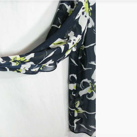 Brand New CLUB MONACO Sheer Textured Navy Floral Print Kimono Sleeve Blouse - Picture 5 of 9
